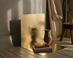 90° Floor Light | Brass