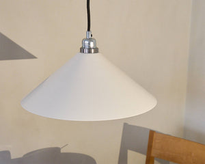 FRAMA Cone Shade | White Gloss | Medium