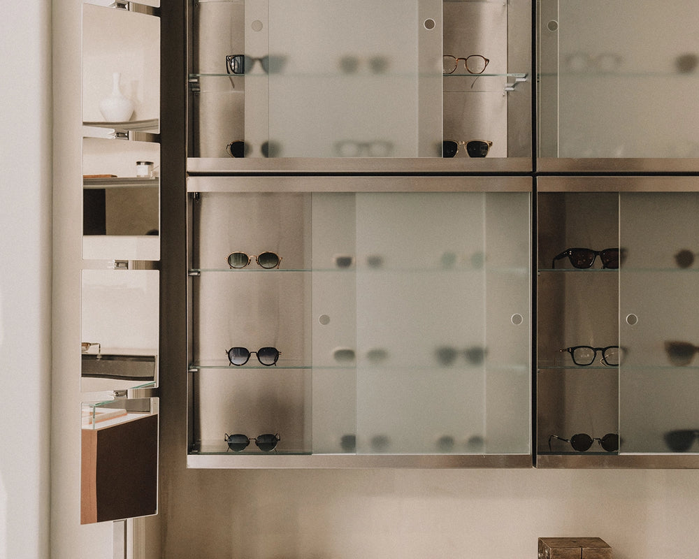 Stainless Steel Shelves – FRAMA Stainless Steel Shelves – FRAMA