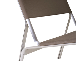 FRAMA Union Easy Chair | Aluminum / Taupe Mesh
